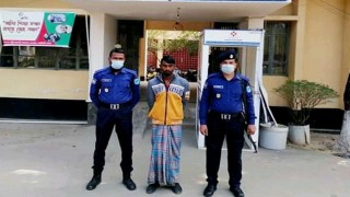 পলাশে মাদক কারবারি গ্রেপ্তার